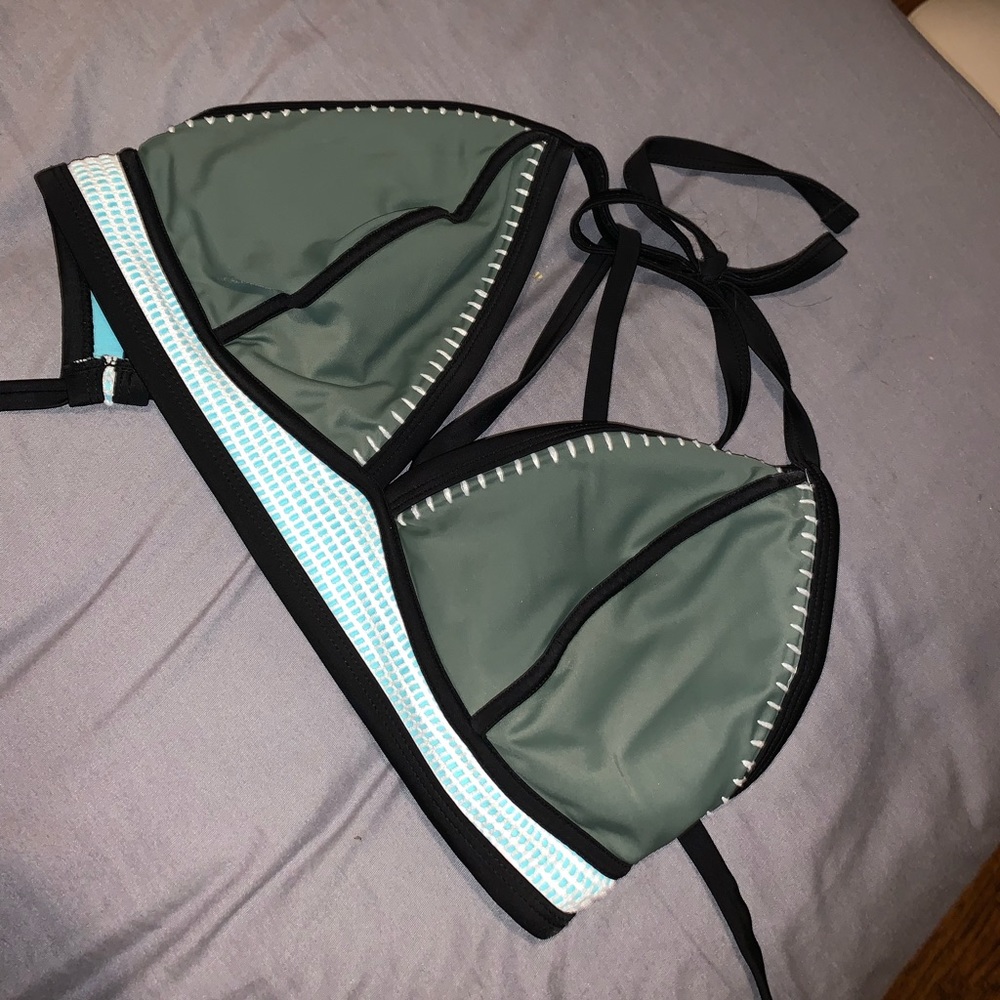 Bikini top